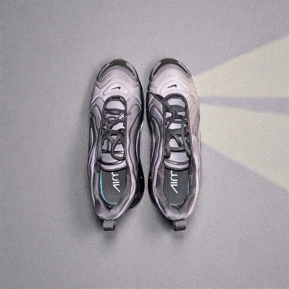 Nike Air Max 720 Total Eclipse